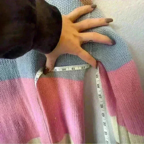 PROMESA- Color Block Sweater Sz Large ( pink, purple) - Picture 8 of 12